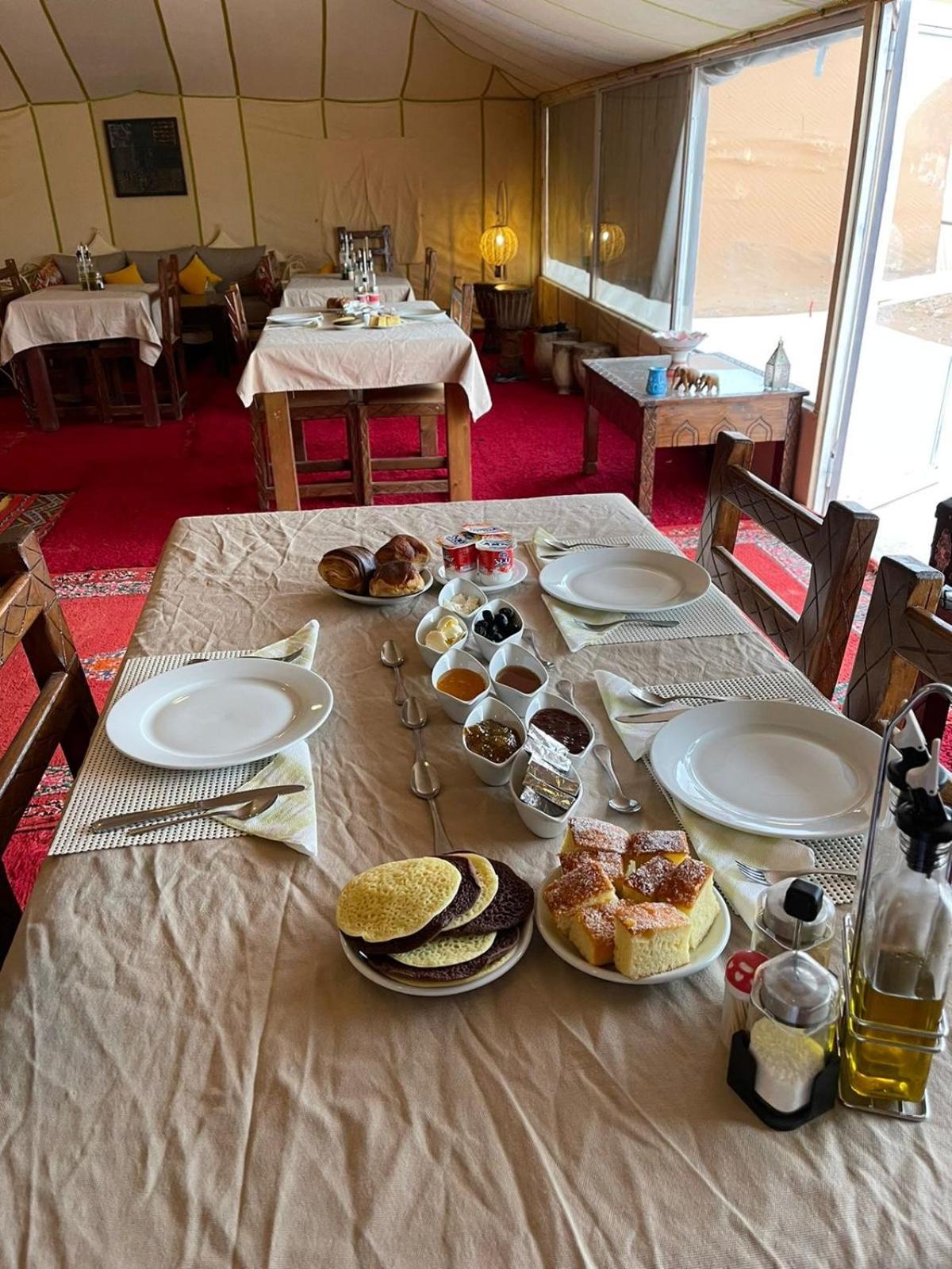 Erg Chebbi Sahara Camp Hotel Merzouga Buitenkant foto